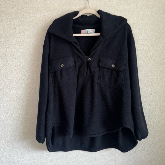 Free People Beach Womens Small Oversized Black Fleece Sweater Slouchy Relaxed - Picture 1 of 10